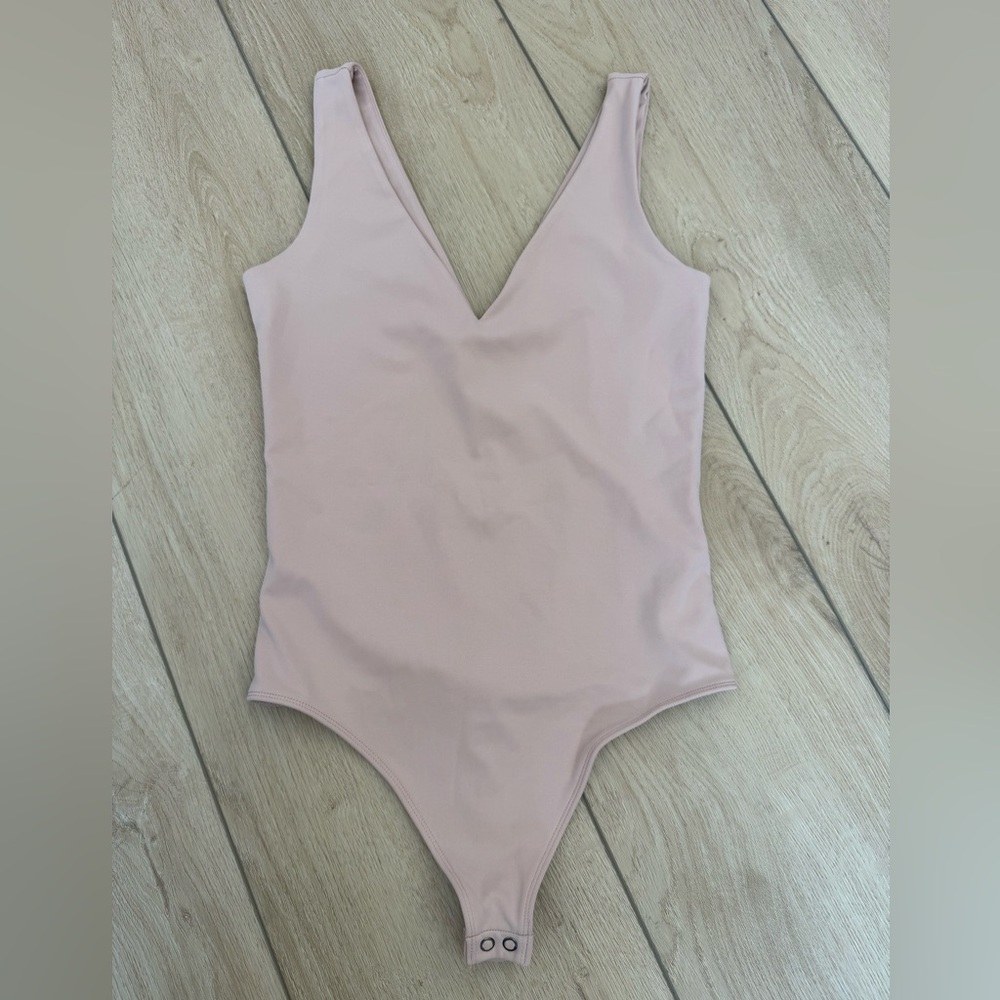 Express Women's Shapewear Bodysuit - Light Pink